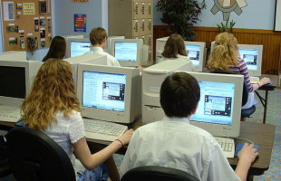 Online výuka změnila život studentů. Včetně podvádění